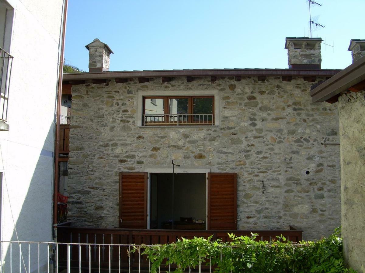 Residenza Antica Corte Villa Picta Buglio in Monte Eksteriør billede